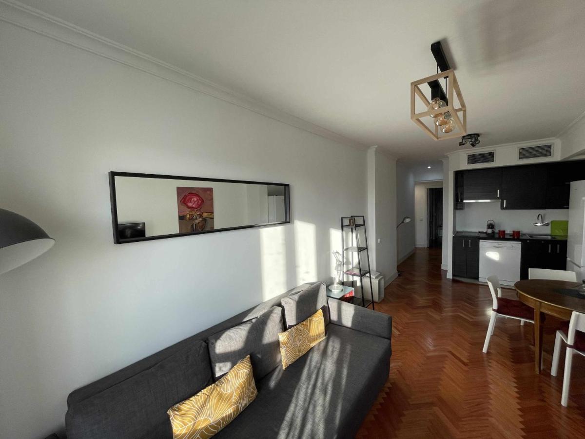 Apartamento Con Vistas Al Parque Del Retiro Madrid Bagian luar foto