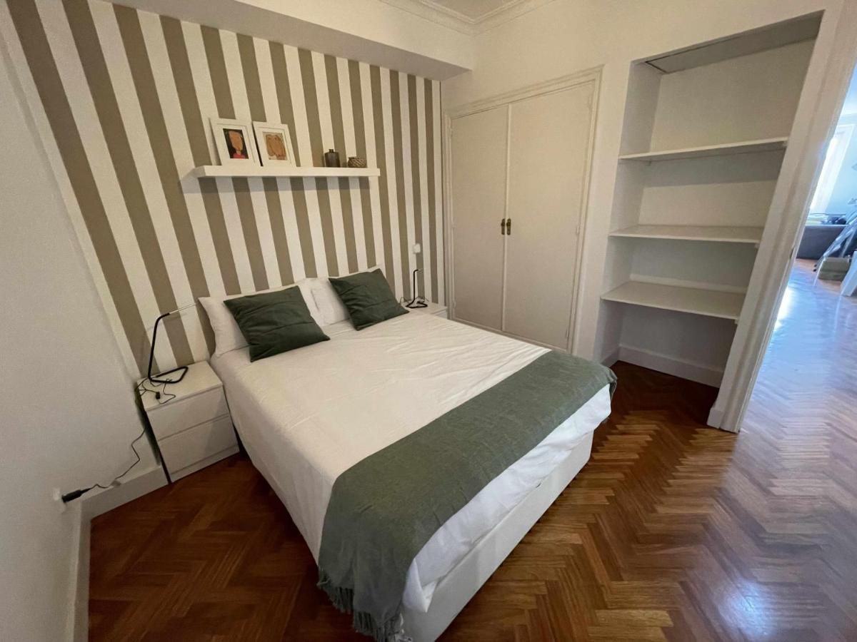 Apartamento Con Vistas Al Parque Del Retiro Madrid Bagian luar foto