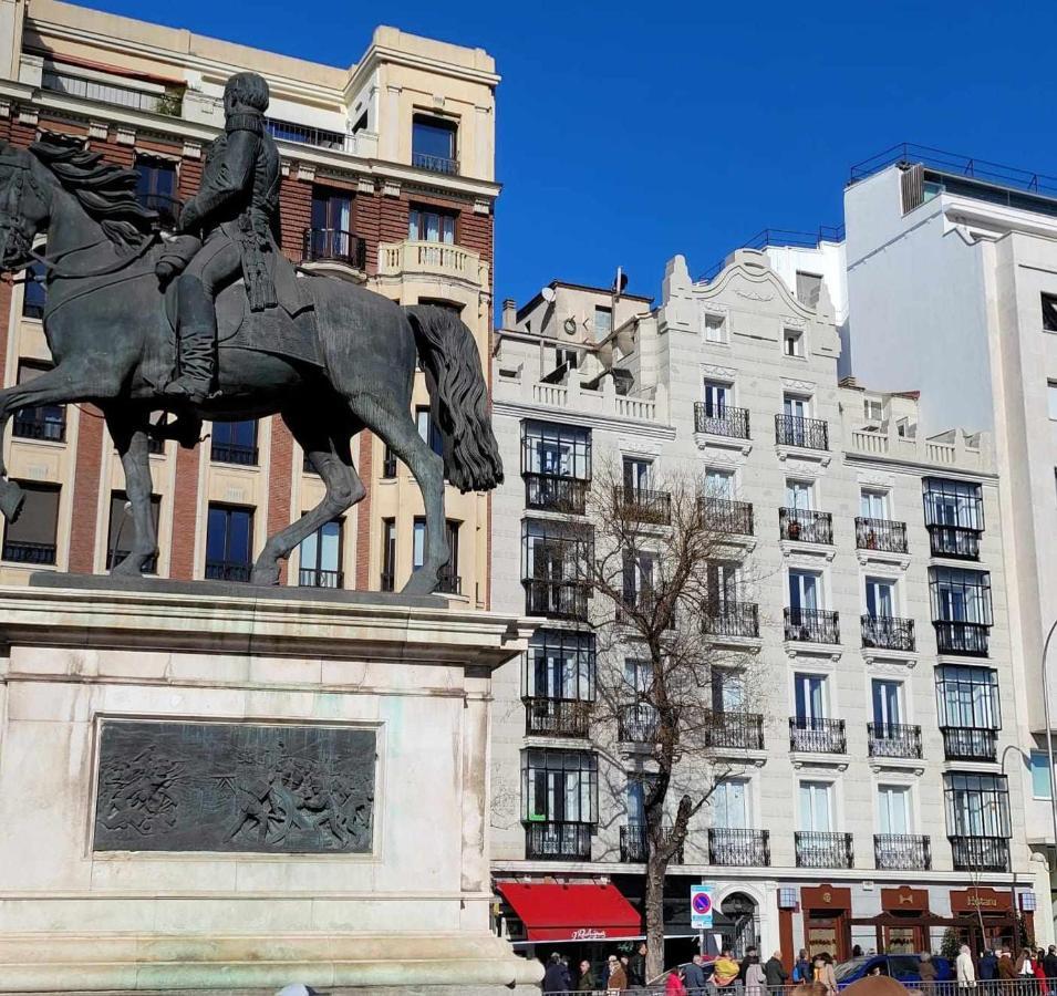 Apartamento Con Vistas Al Parque Del Retiro Madrid Bagian luar foto