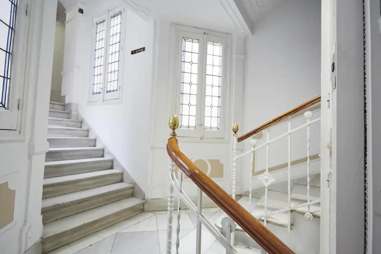 Apartamento Con Vistas Al Parque Del Retiro Madrid Bagian luar foto