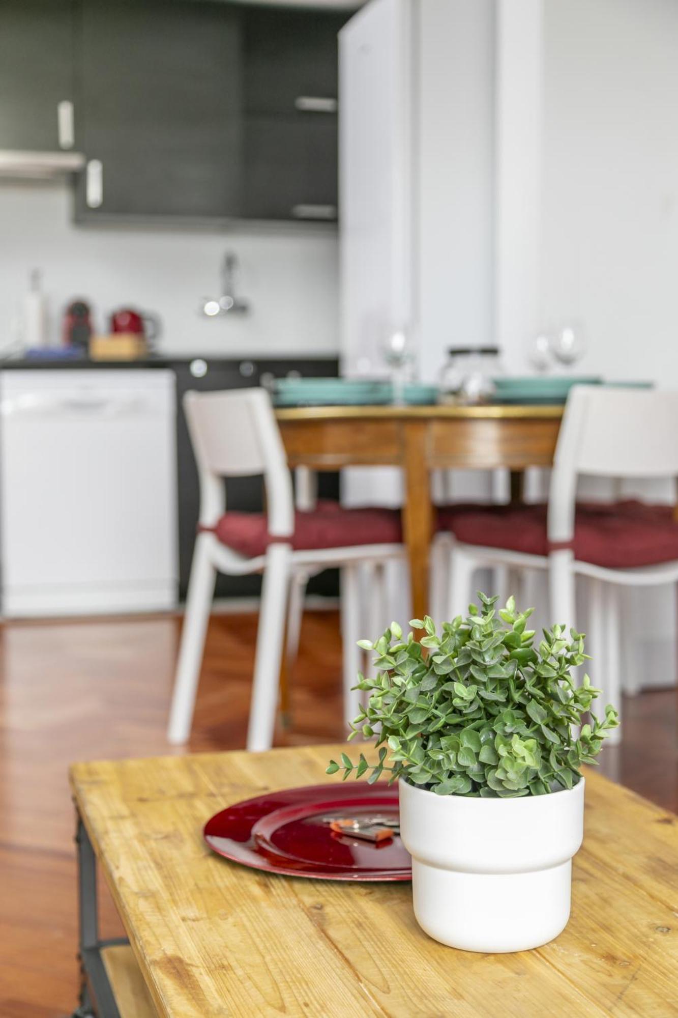 Apartamento Con Vistas Al Parque Del Retiro Madrid Bagian luar foto